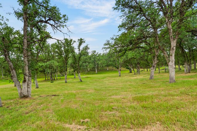 17215 Deacon Lane, Cottonwood, CA 96022