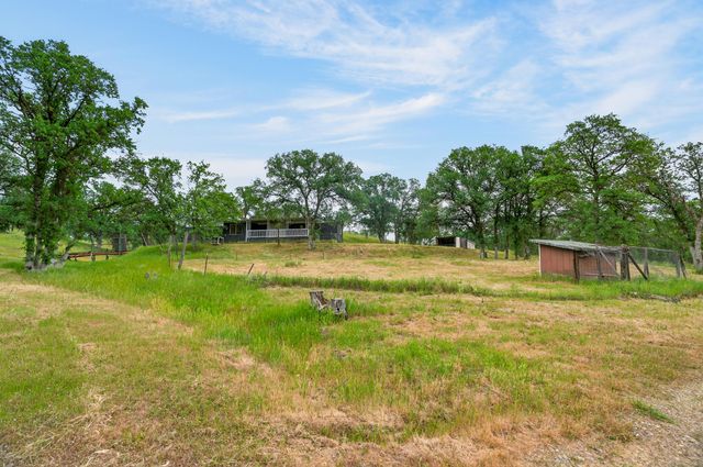 17215 Deacon Lane, Cottonwood, CA 96022