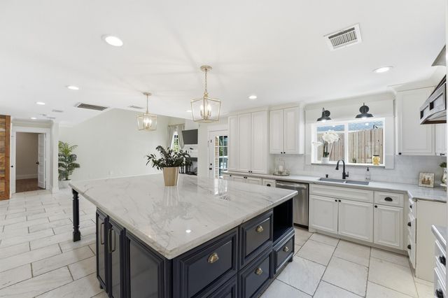 3138 Amesbury Court, Sugar Land, TX 77478