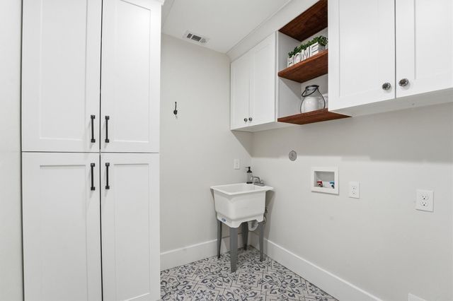 3138 Amesbury Court, Sugar Land, TX 77478