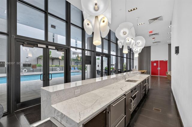 1600 NE 1st Avenue 3515, Miami, FL 33132