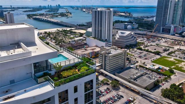 1600 NE 1st Avenue 3515, Miami, FL 33132