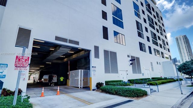 1600 NE 1st Avenue 3515, Miami, FL 33132