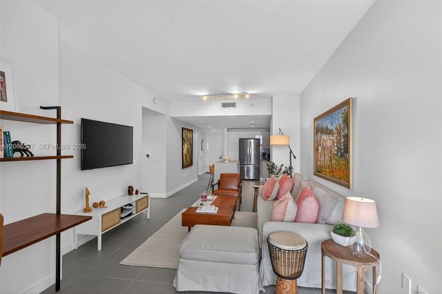 1600 NE 1st Avenue 3515, Miami, FL 33132