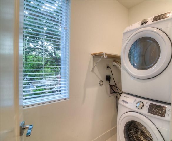3111 Walling DR, Austin, TX 78705