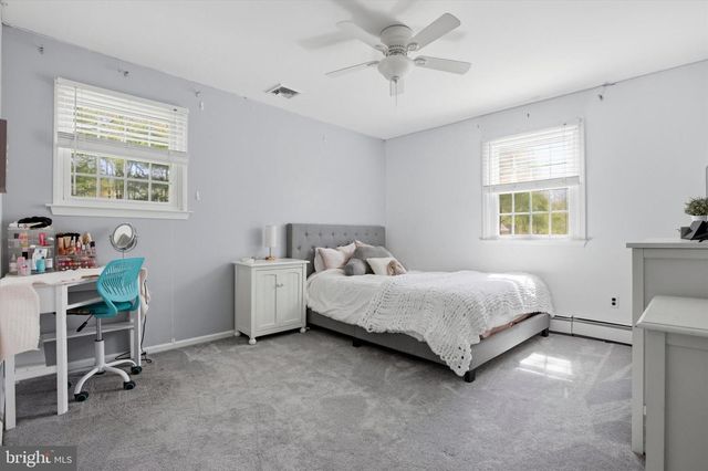 109 RICHARD DR, Chalfont, PA 18914