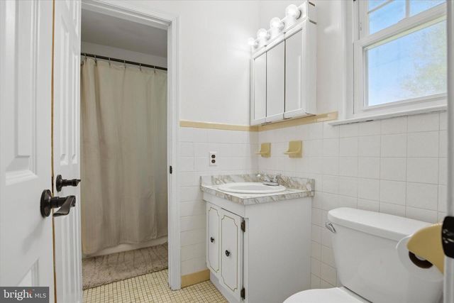 109 RICHARD DR, Chalfont, PA 18914