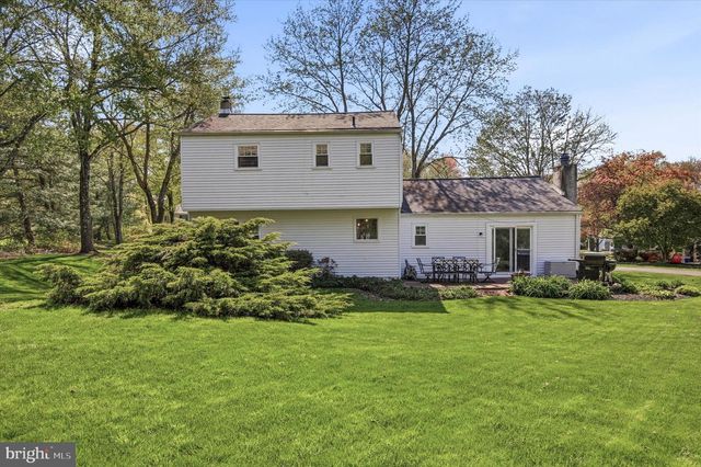 109 RICHARD DR, Chalfont, PA 18914