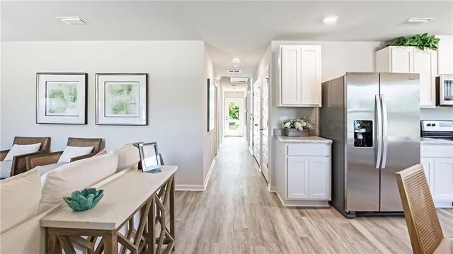 7702 Oakmont Drive E, Theodore, AL 36582