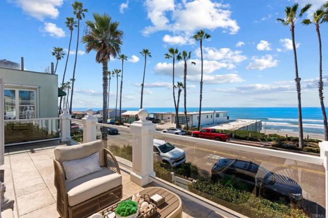 208 S Pacific Street, Oceanside, CA 92054