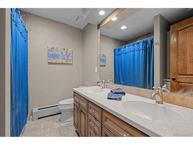 3980 S Dexter St, Cherry Hills Village, CO 80113
