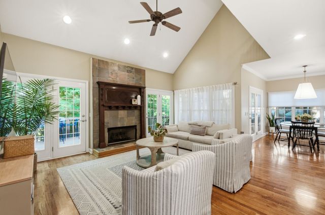 7148 Locksley Ln, Fairview, TN 37062
