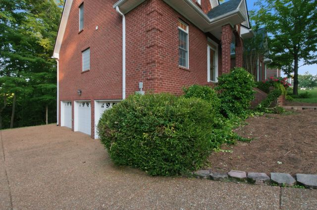 7148 Locksley Ln, Fairview, TN 37062