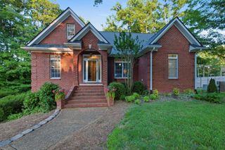 7148 Locksley Ln, Fairview, TN 37062