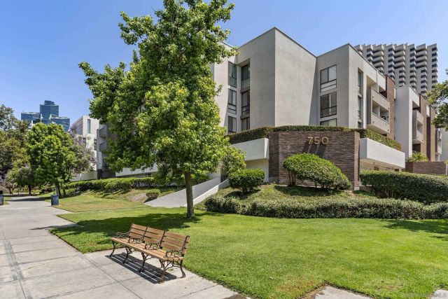 750 State 202, San Diego, CA 92101