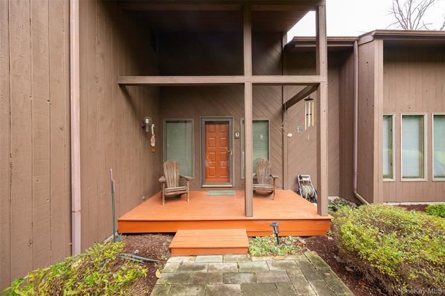 2 English Way, Pleasant Valley, NY 12569