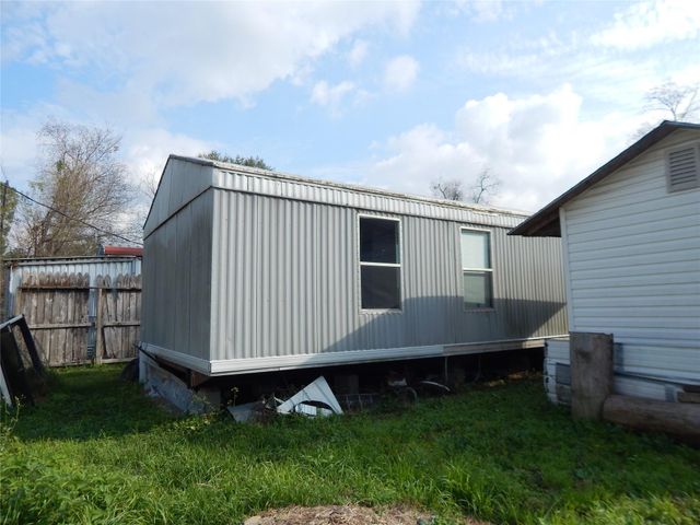 9343 Greens Road, Humble, TX 77396