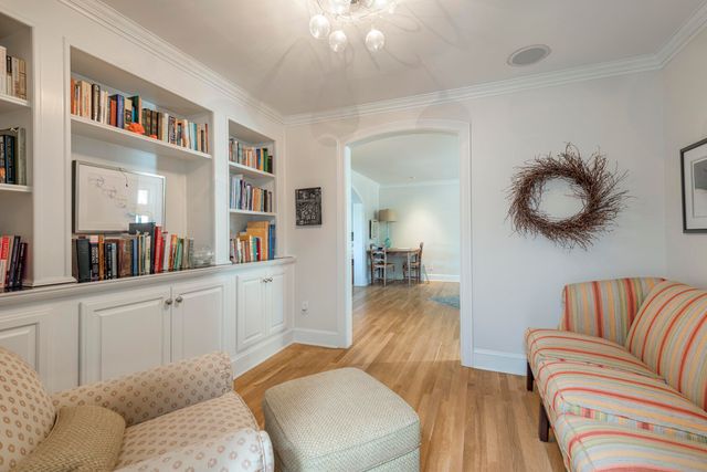 601 Vassar Drive NE, Albuquerque, NM 87106