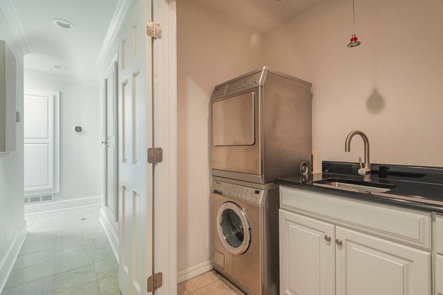 601 Vassar Drive NE, Albuquerque, NM 87106