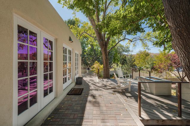 601 Vassar Drive NE, Albuquerque, NM 87106