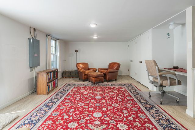 601 Vassar Drive NE, Albuquerque, NM 87106