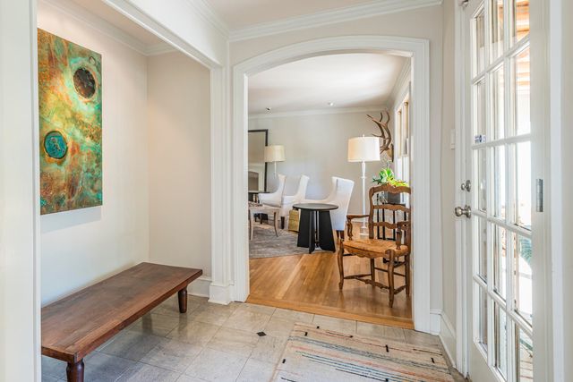 601 Vassar Drive NE, Albuquerque, NM 87106