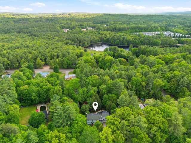 26 Jonathan Lane, Bow, NH 03304