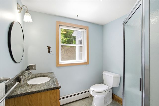 26 Jonathan Lane, Bow, NH 03304