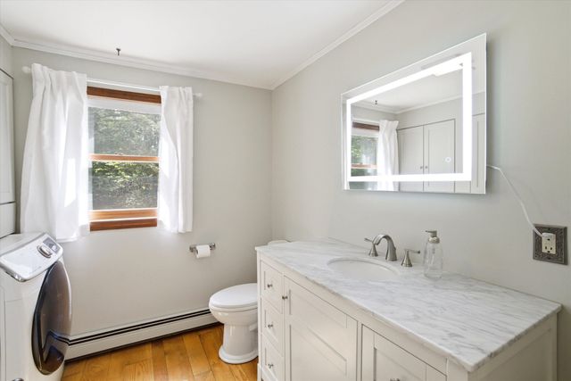 26 Jonathan Lane, Bow, NH 03304