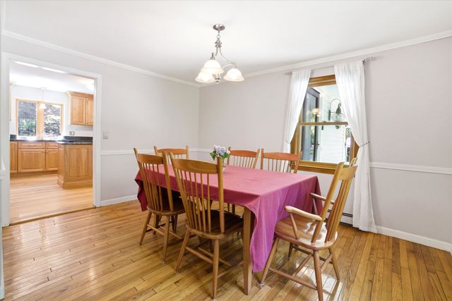 26 Jonathan Lane, Bow, NH 03304