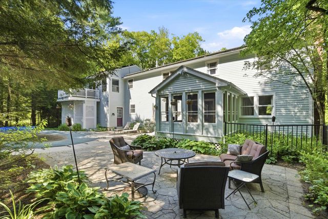 26 Jonathan Lane, Bow, NH 03304