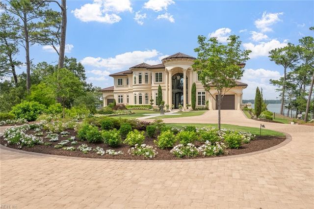 1680 Godfrey LN, Virginia Beach, VA 23454