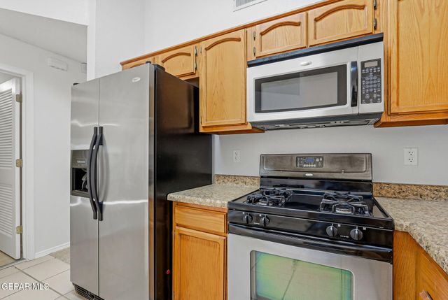 11976 Mesquite Gum Lane, El Paso, TX 79934