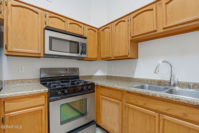 11976 Mesquite Gum Lane, El Paso, TX 79934