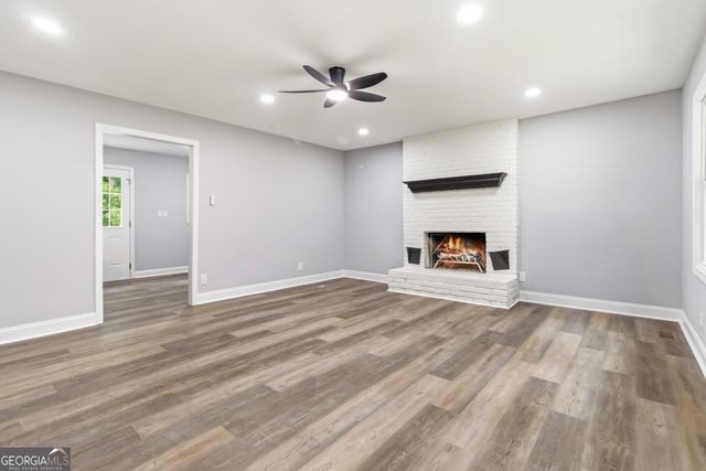 91 Sorrow Road, Stockbridge, GA 30281