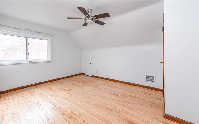 29 Garden Ter, Churchill Boro, PA 15221