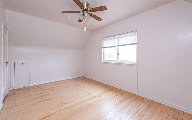 29 Garden Ter, Churchill Boro, PA 15221