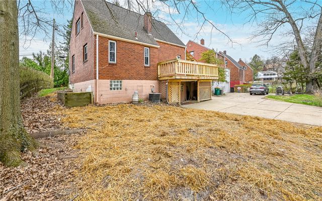 29 Garden Ter, Churchill Boro, PA 15221