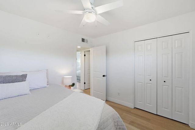 233 E ELLIS Drive, Tempe, AZ 85282