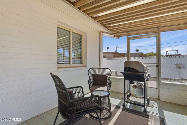 233 E ELLIS Drive, Tempe, AZ 85282