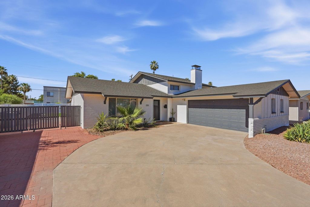 233 E ELLIS Drive, Tempe, AZ 85282 — photo 2