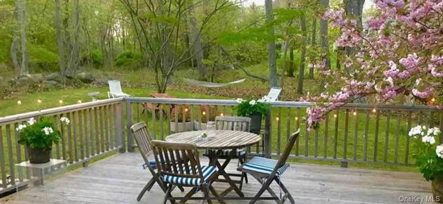 9 Johnston Road, Shelter Island, NY 11964