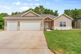 1376 N Carter Way, Republic, MO 65738