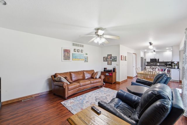 2014 2nd Avenue SE, Altoona, IA 50009