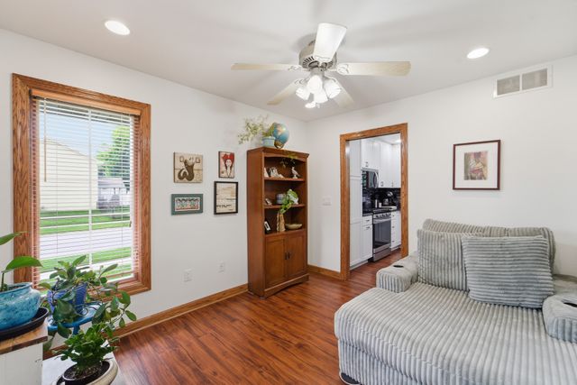 2014 2nd Avenue SE, Altoona, IA 50009
