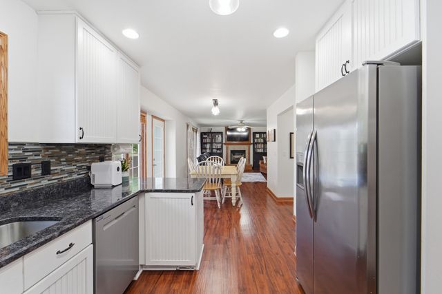 2014 2nd Avenue SE, Altoona, IA 50009