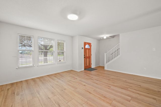 11140 Currin LN, Austin, TX 78748