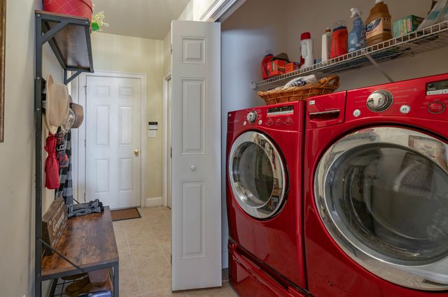 6 Reserve Way, Milford, NH 03055