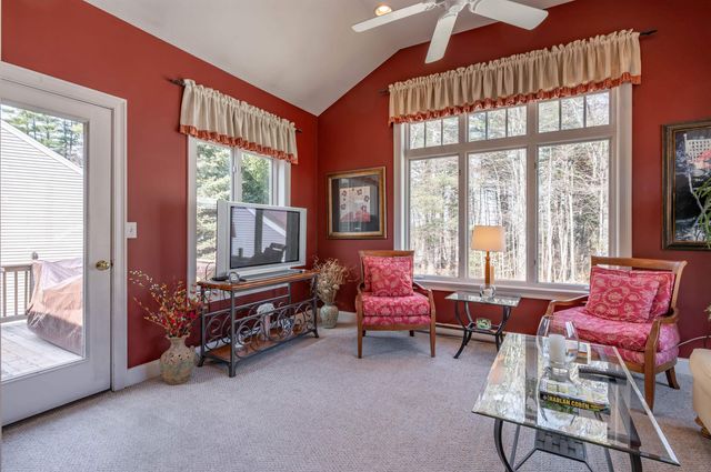 6 Reserve Way, Milford, NH 03055