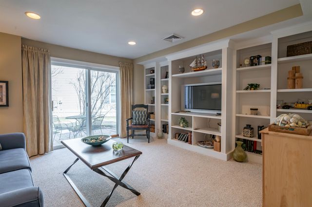 6 Reserve Way, Milford, NH 03055